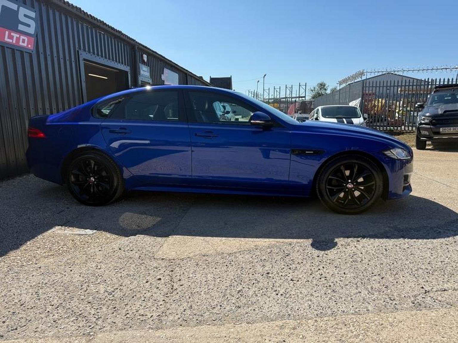 Jaguar XF