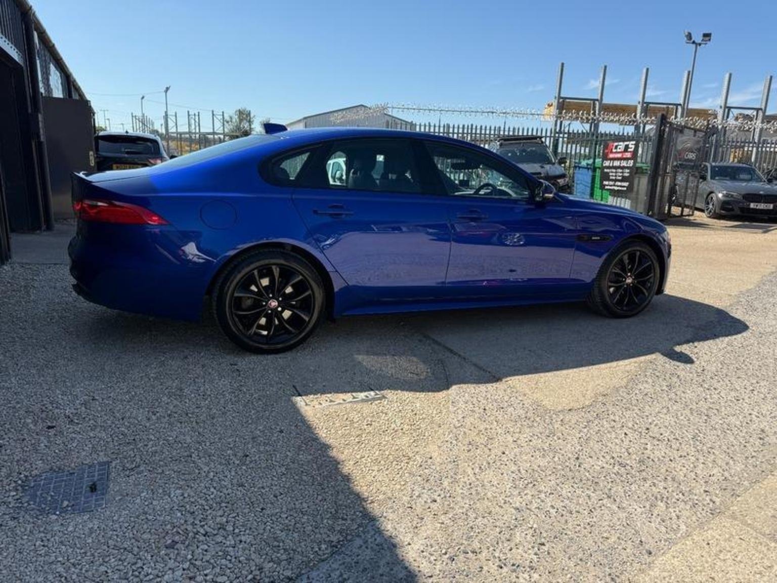 Jaguar XF