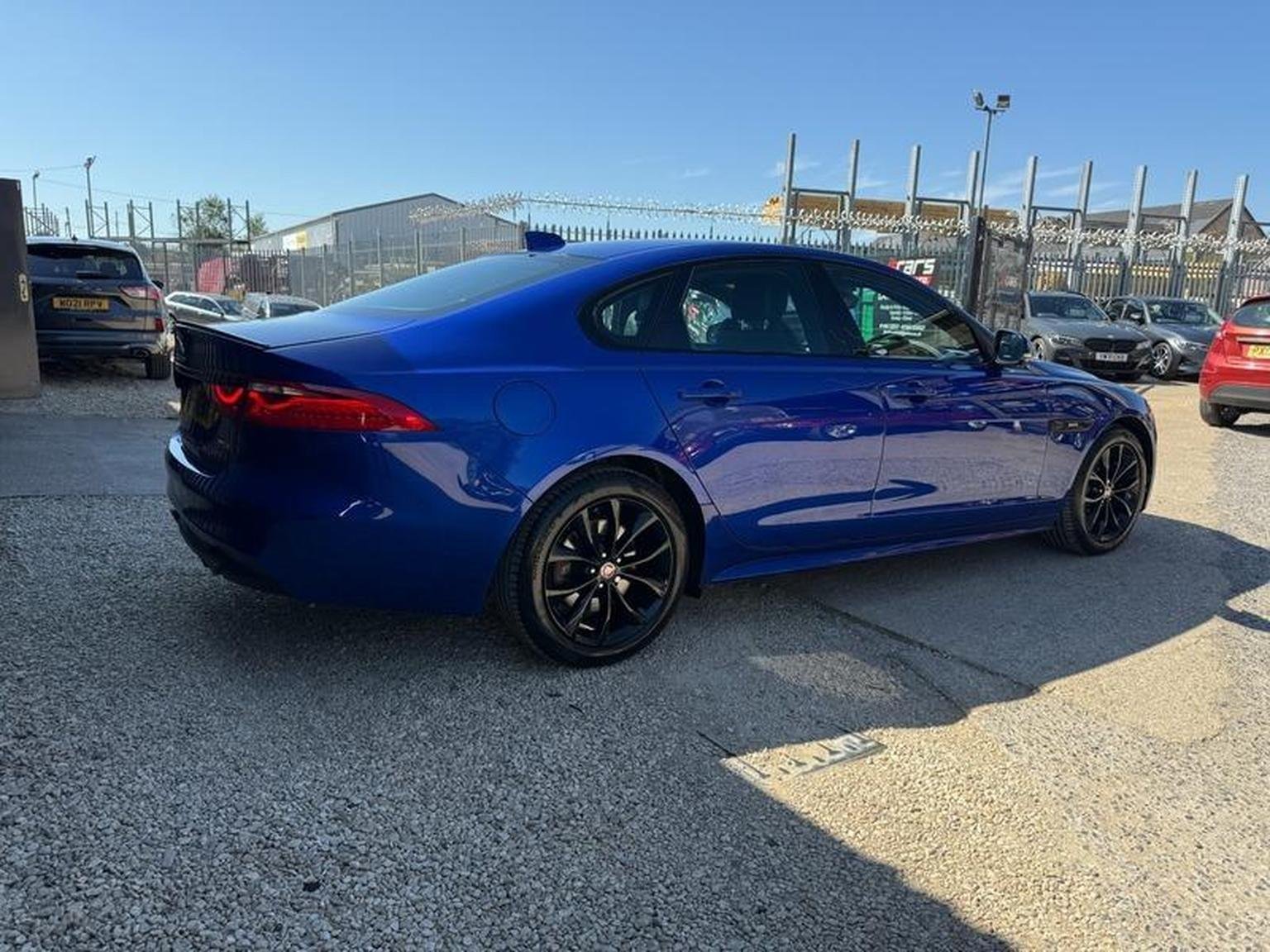 Jaguar XF