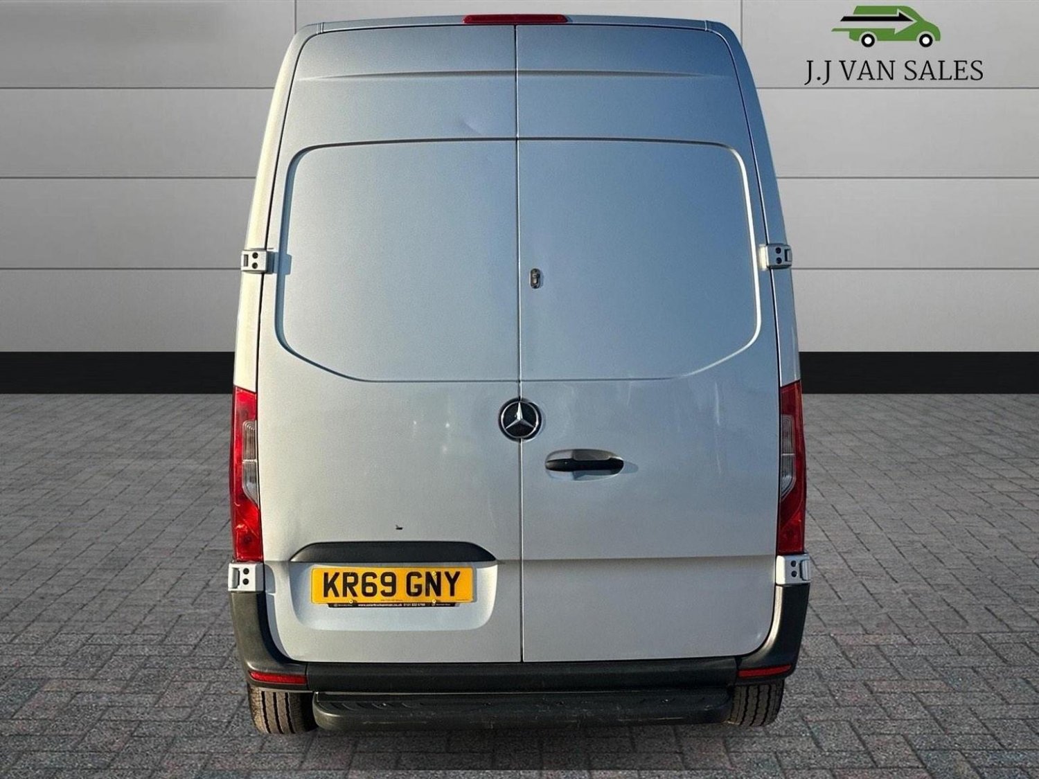 Mercedes Benz Sprinter