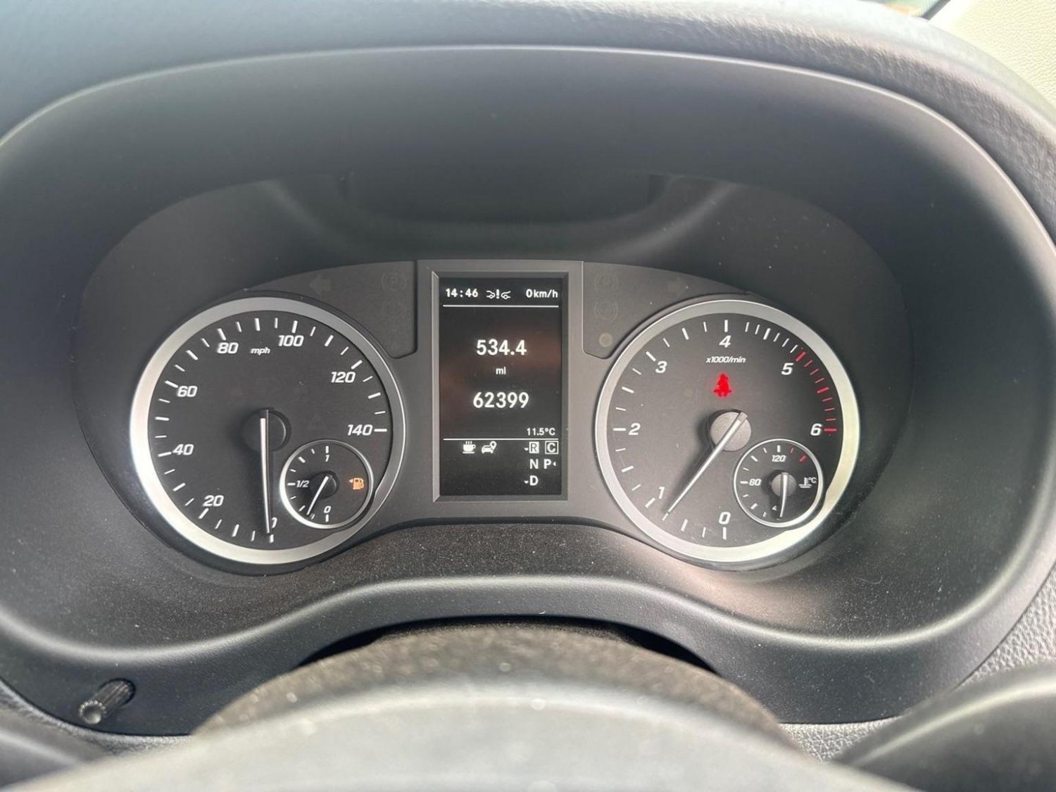 Mercedes Benz Vito