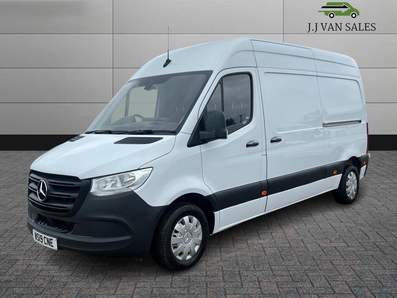 Mercedes Benz Sprinter