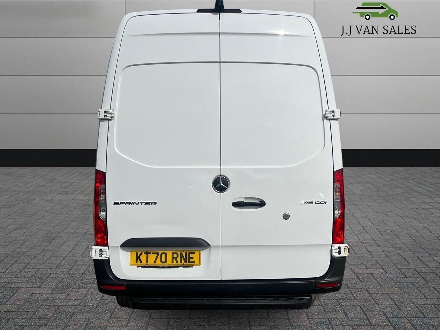 Mercedes Benz Sprinter