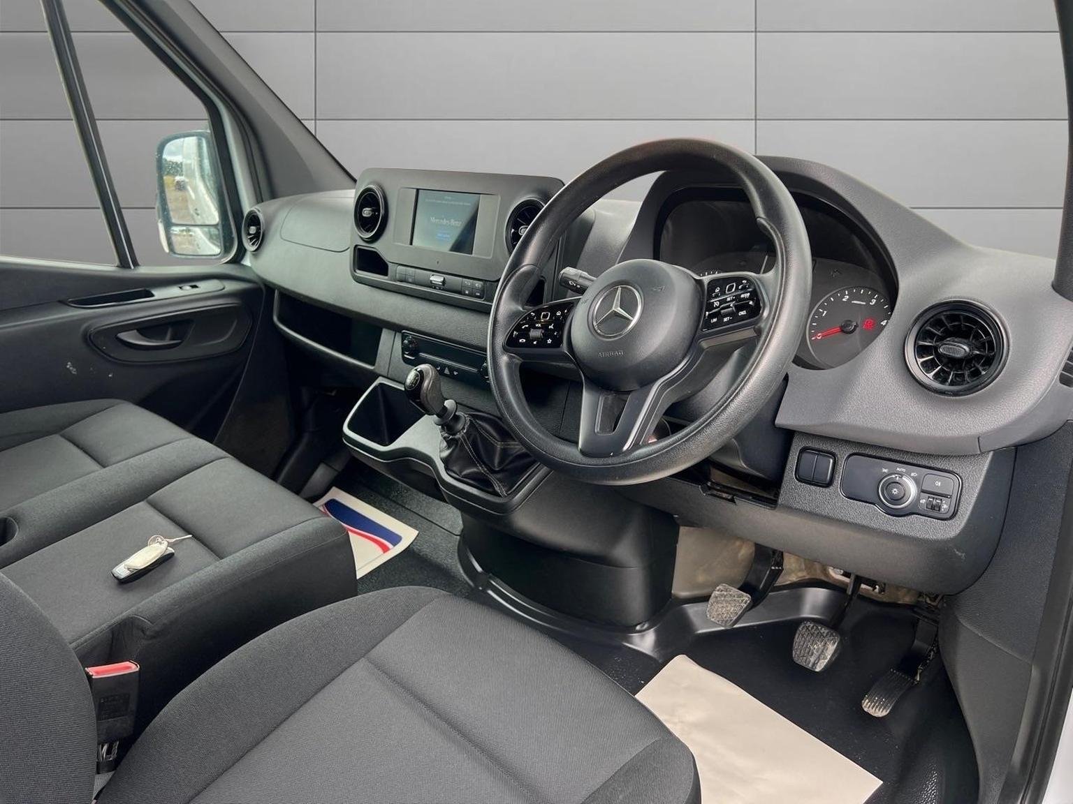 Mercedes Benz Sprinter