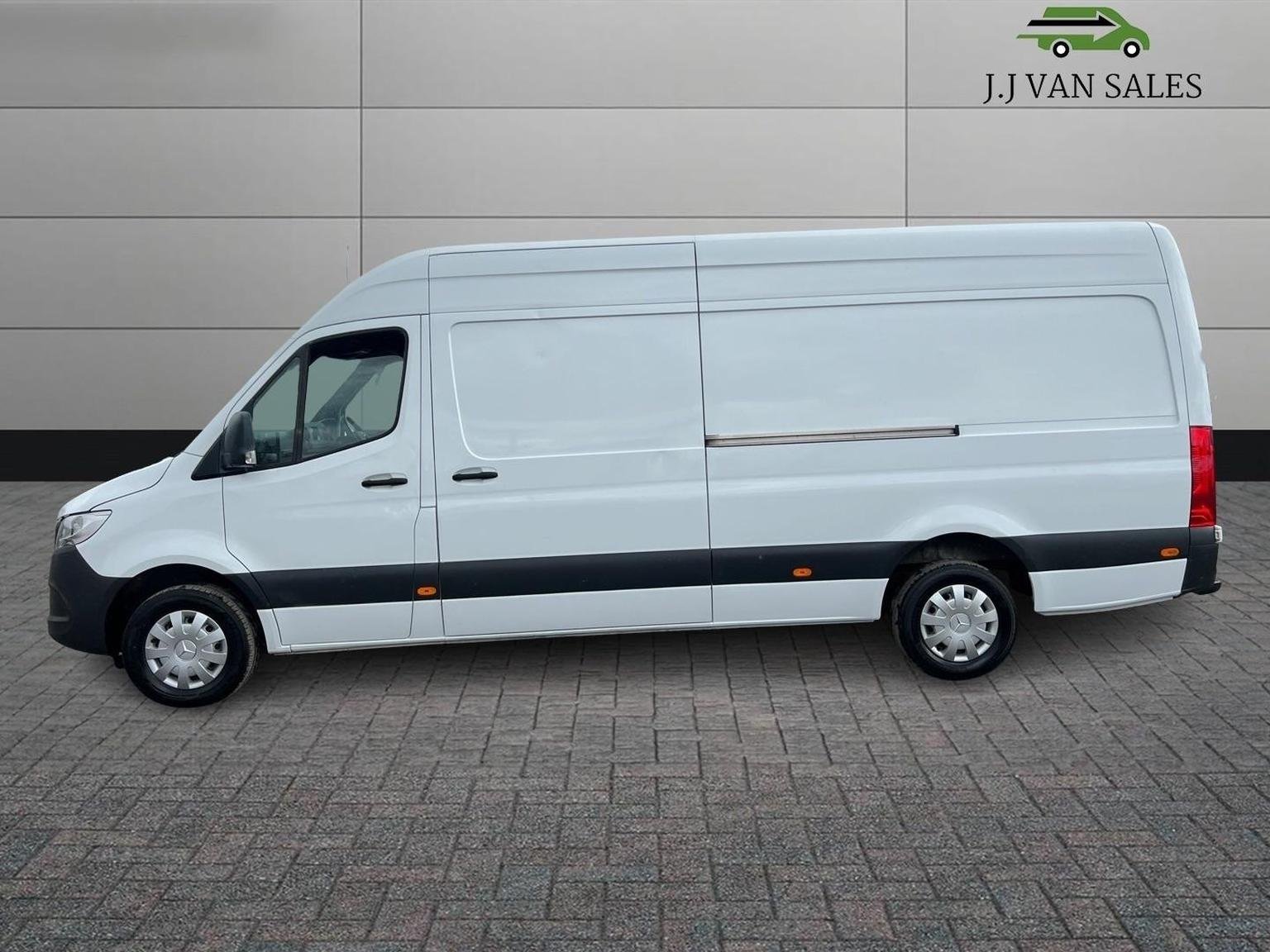 Mercedes Benz Sprinter
