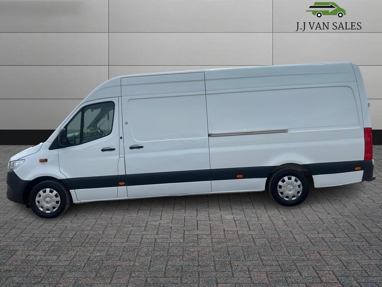 Mercedes Benz Sprinter