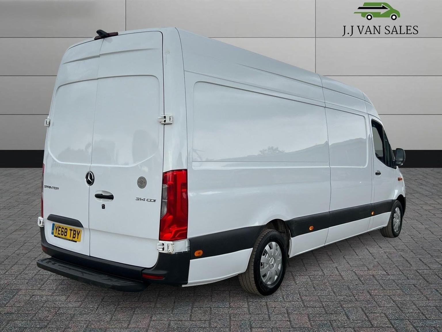 Mercedes Benz Sprinter