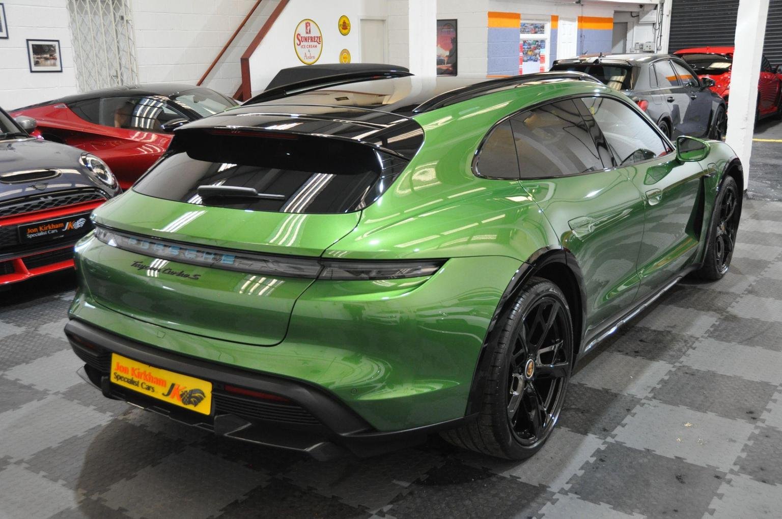 Porsche Taycan