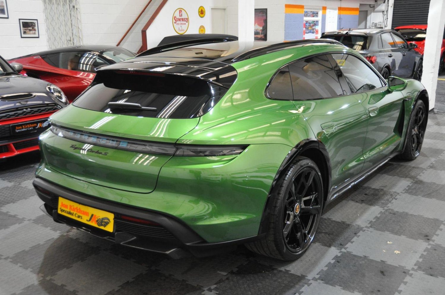 Porsche Taycan