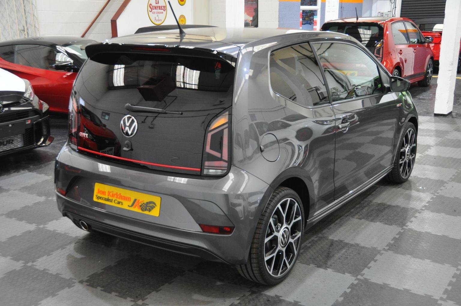 Volkswagen UP