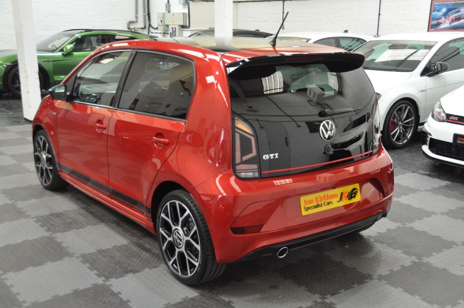 Volkswagen UP