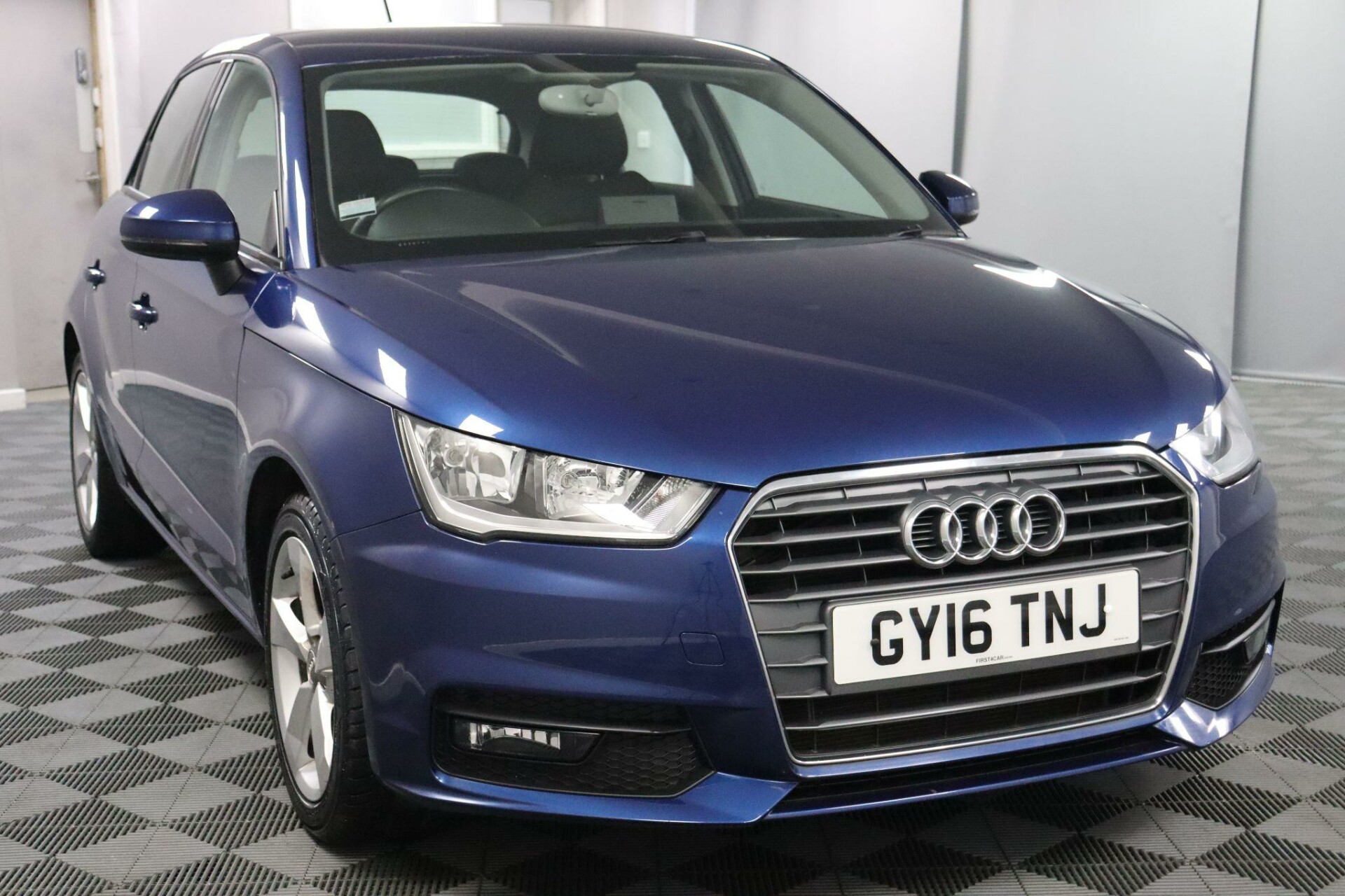Audi A1