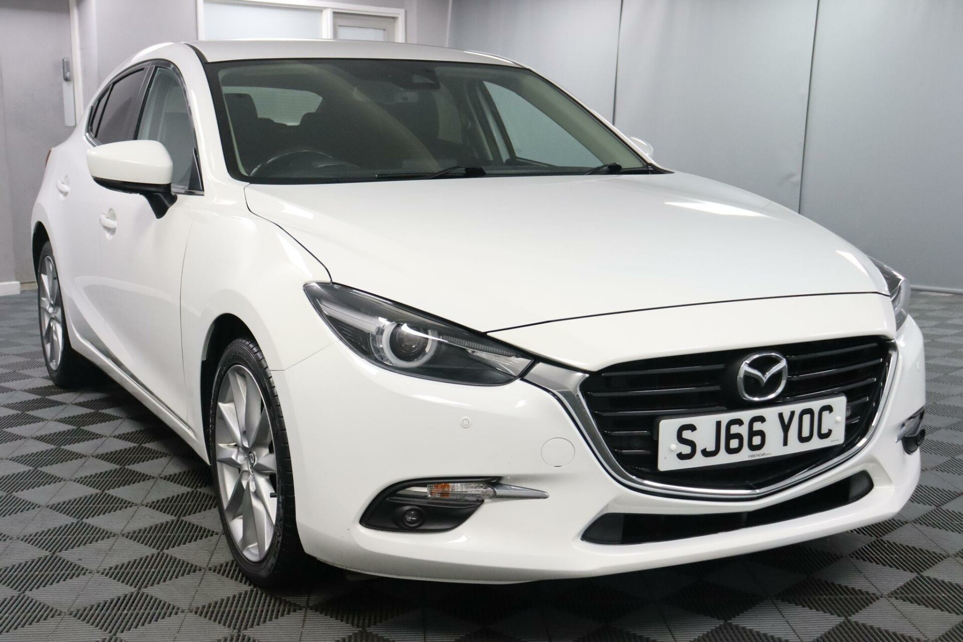 Mazda 3
