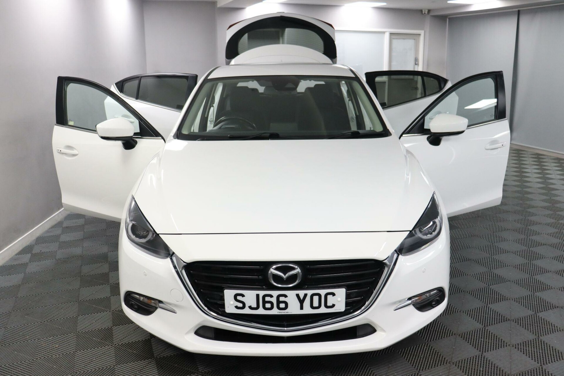 Mazda 3