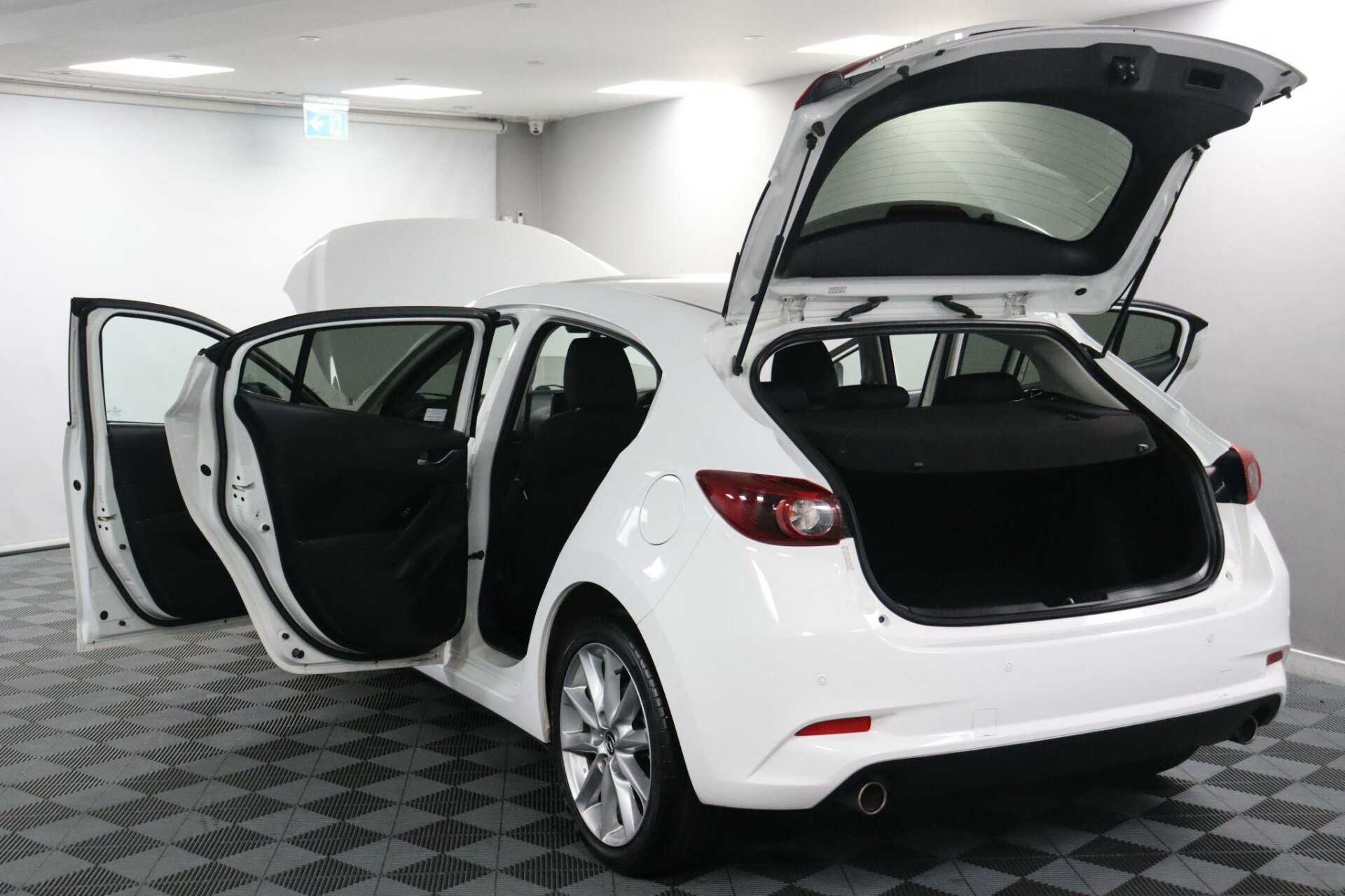 Mazda 3