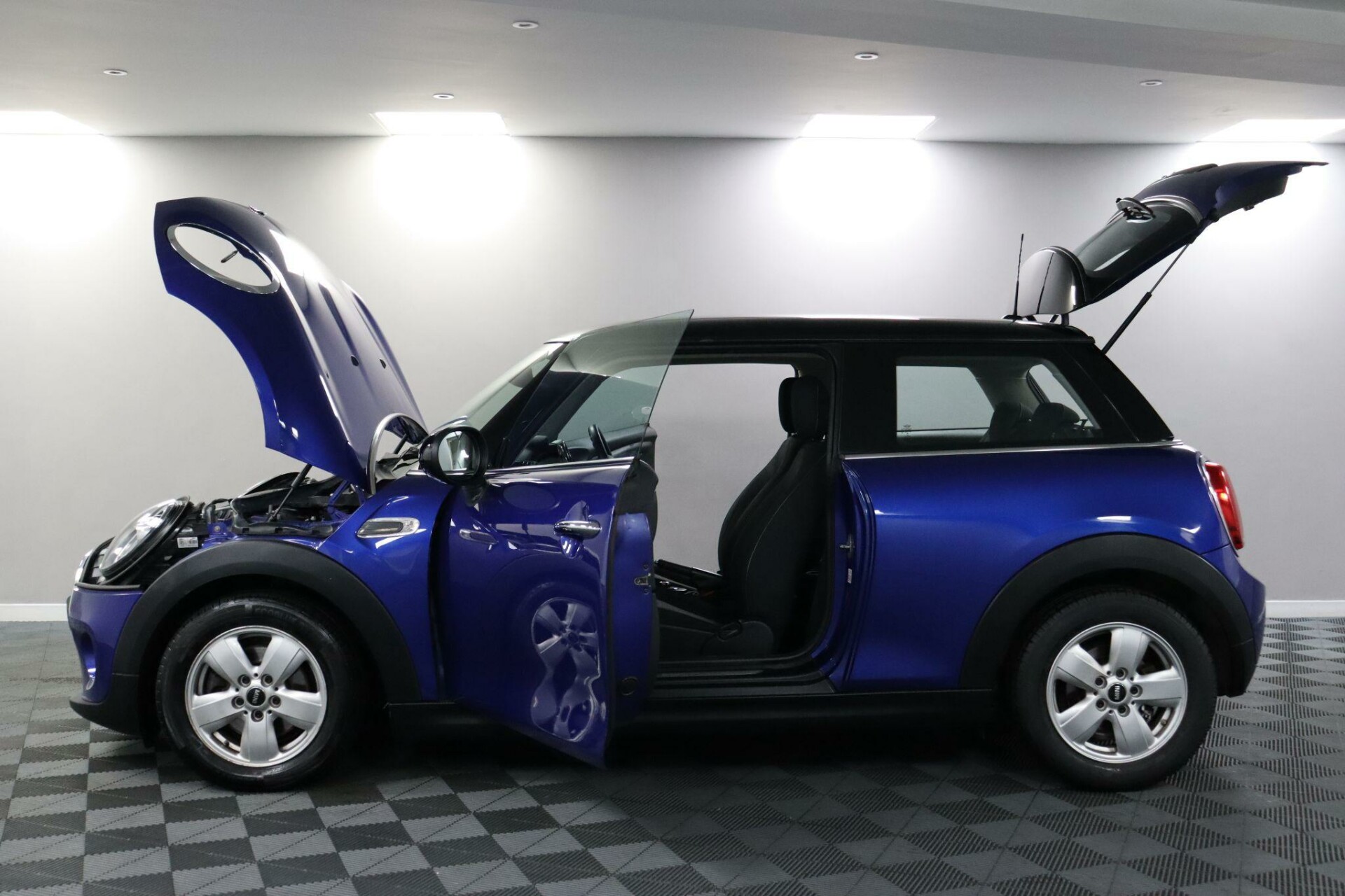 MINI Hatch