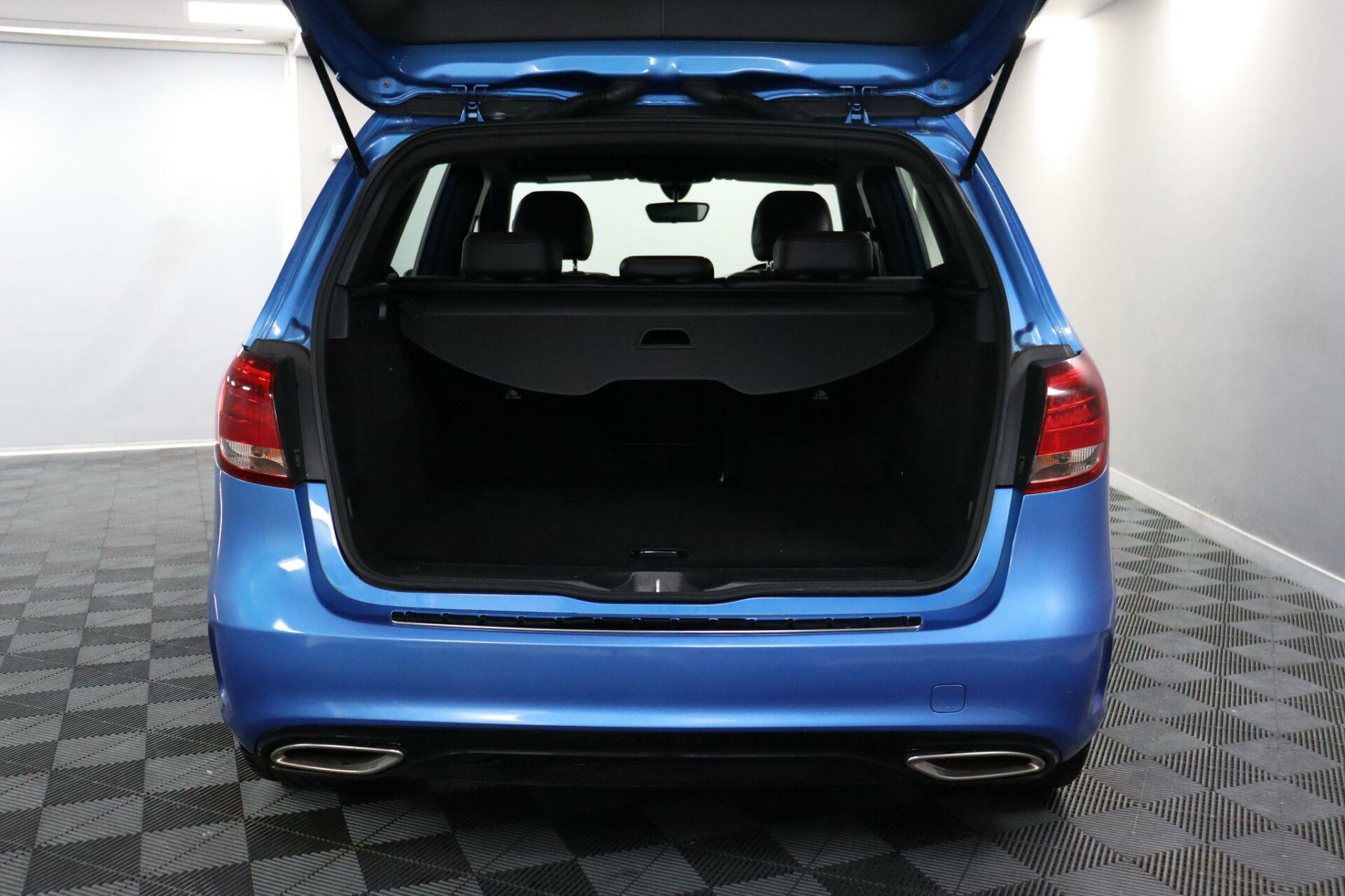 Mercedes Benz B Class