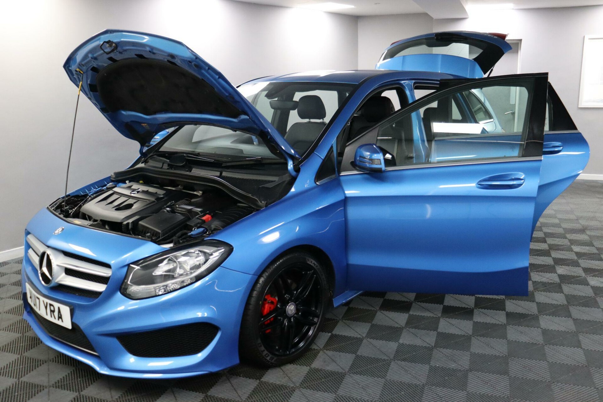 Mercedes Benz B Class