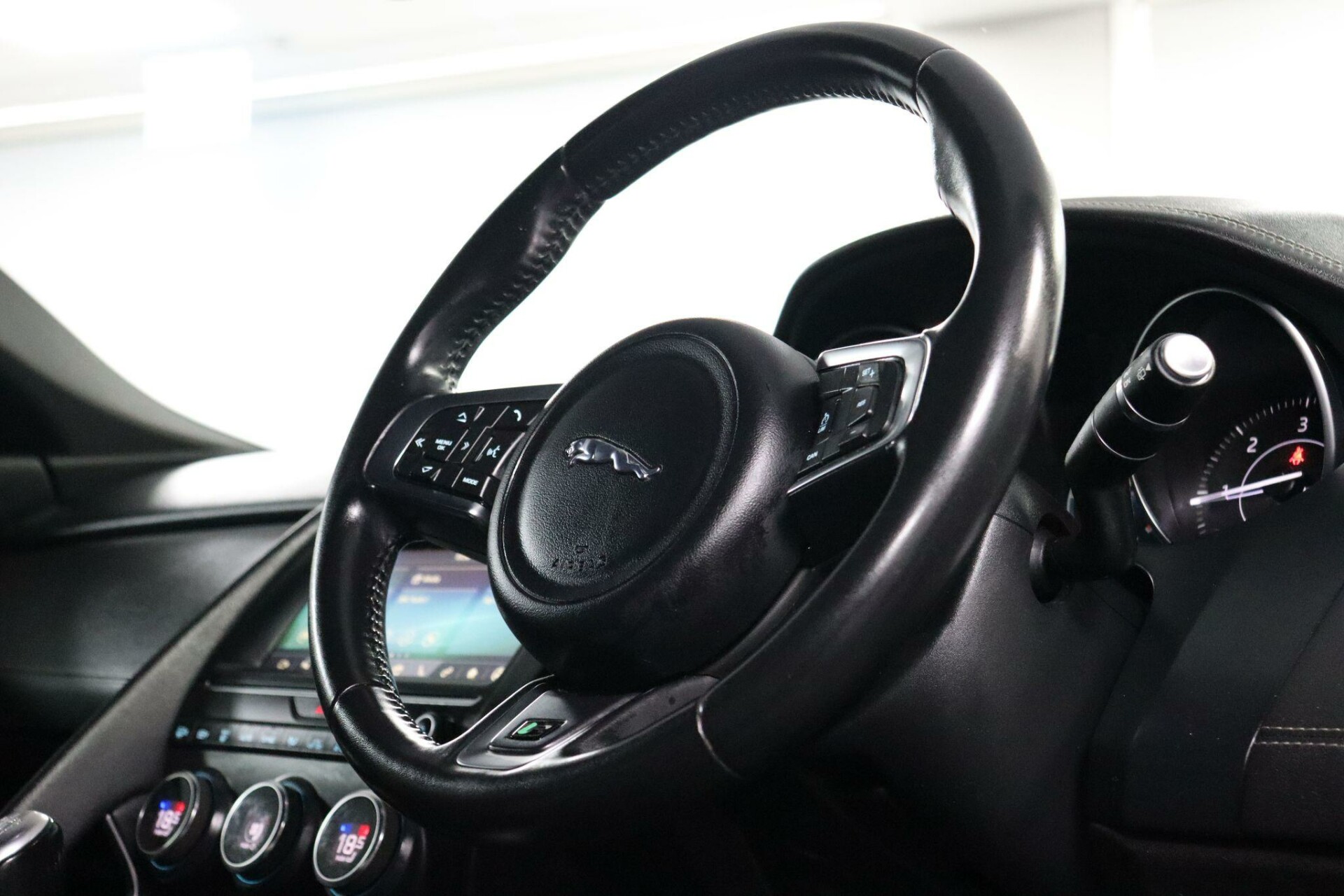 Jaguar E Pace