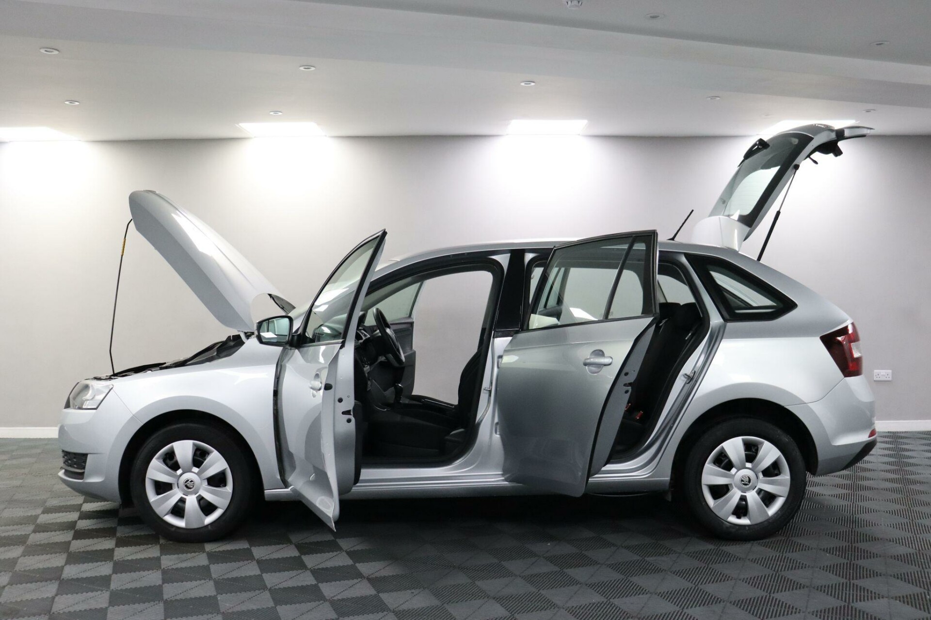Skoda Rapid