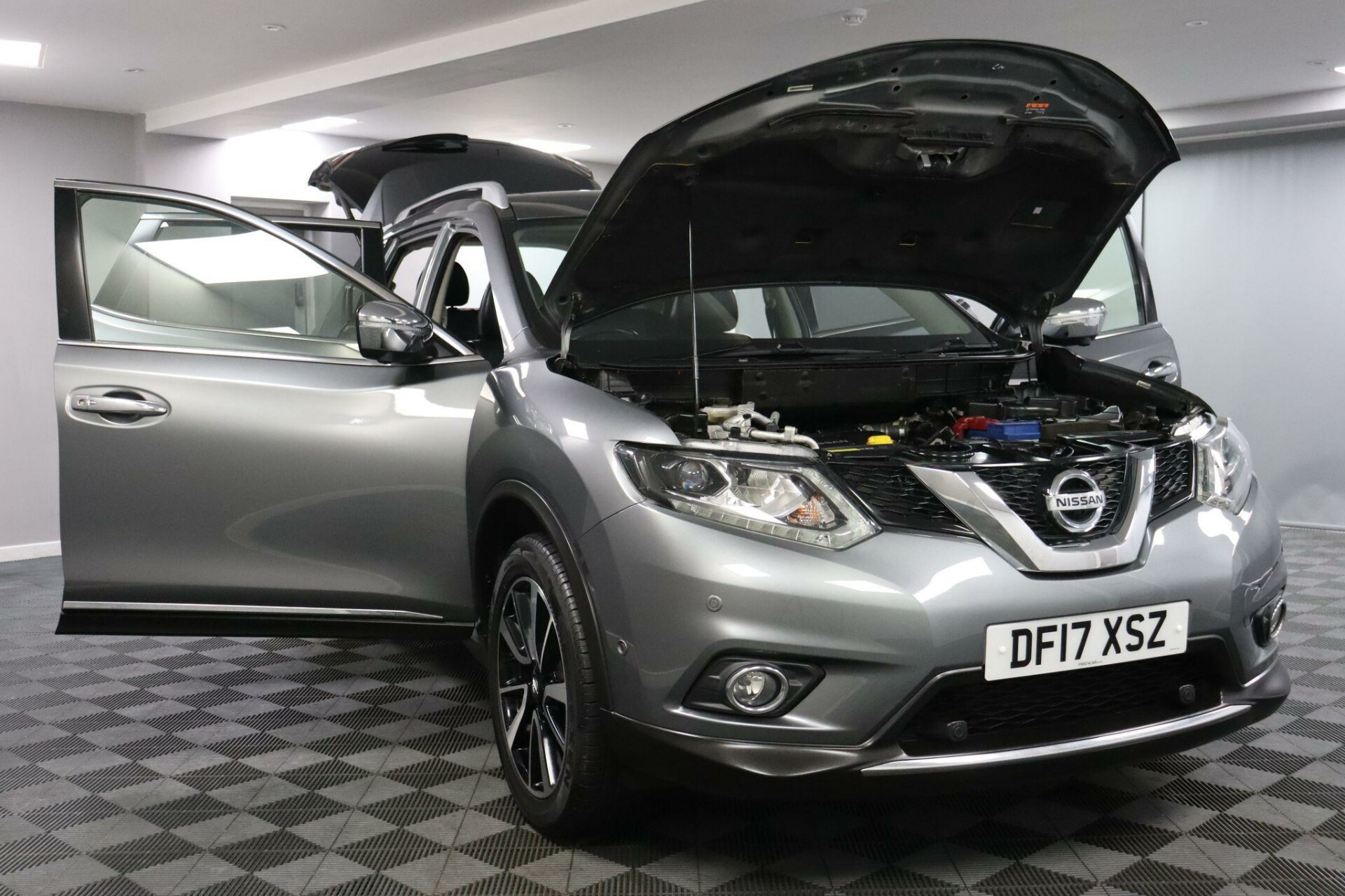 Nissan X Trail