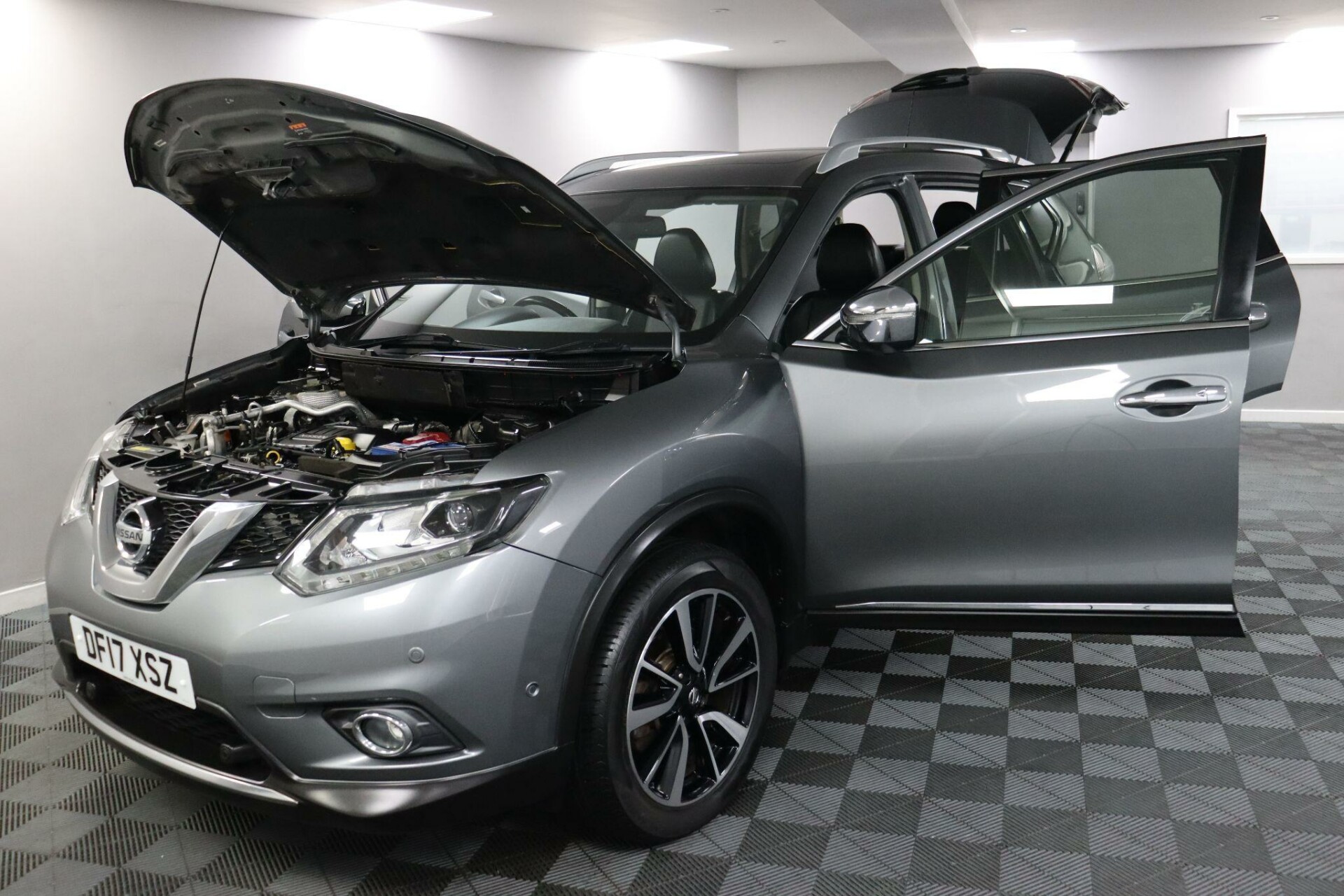 Nissan X Trail