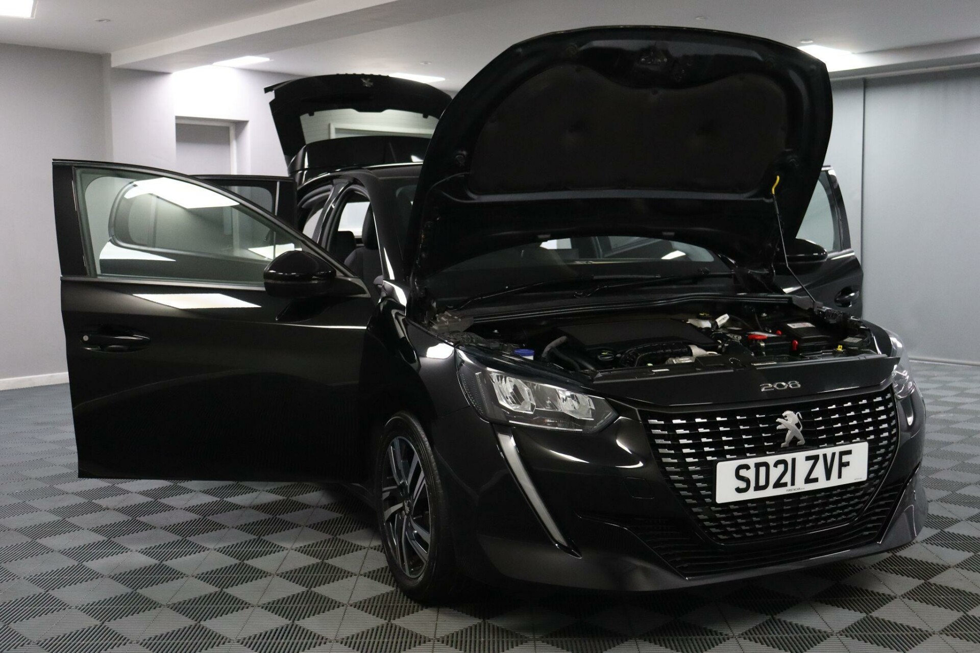 Peugeot 208