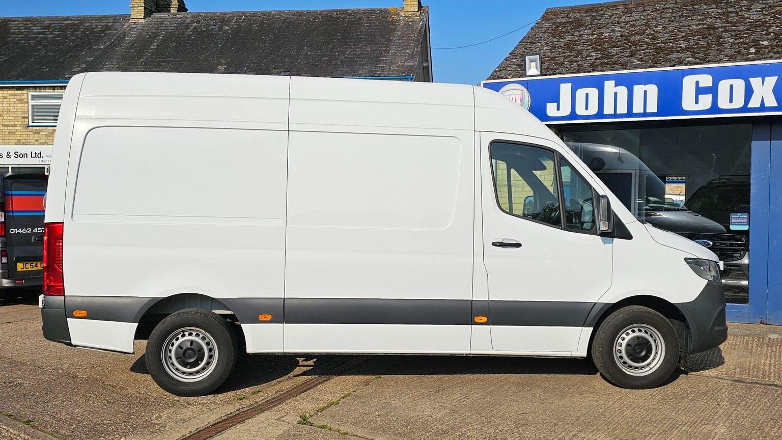 Mercedes Benz Sprinter