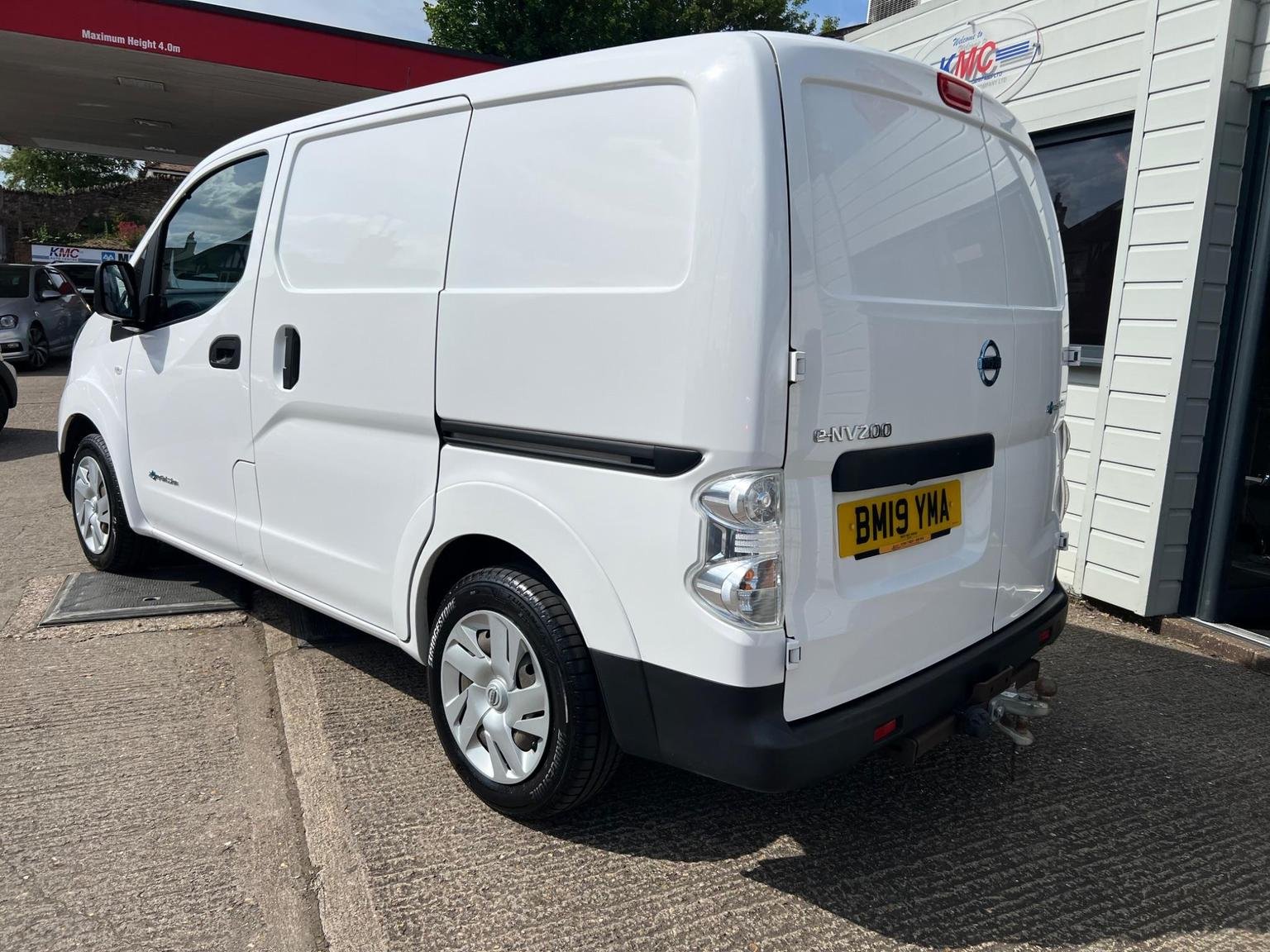 Nissan eNV200