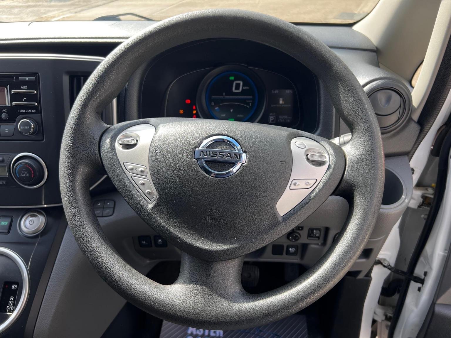Nissan eNV200