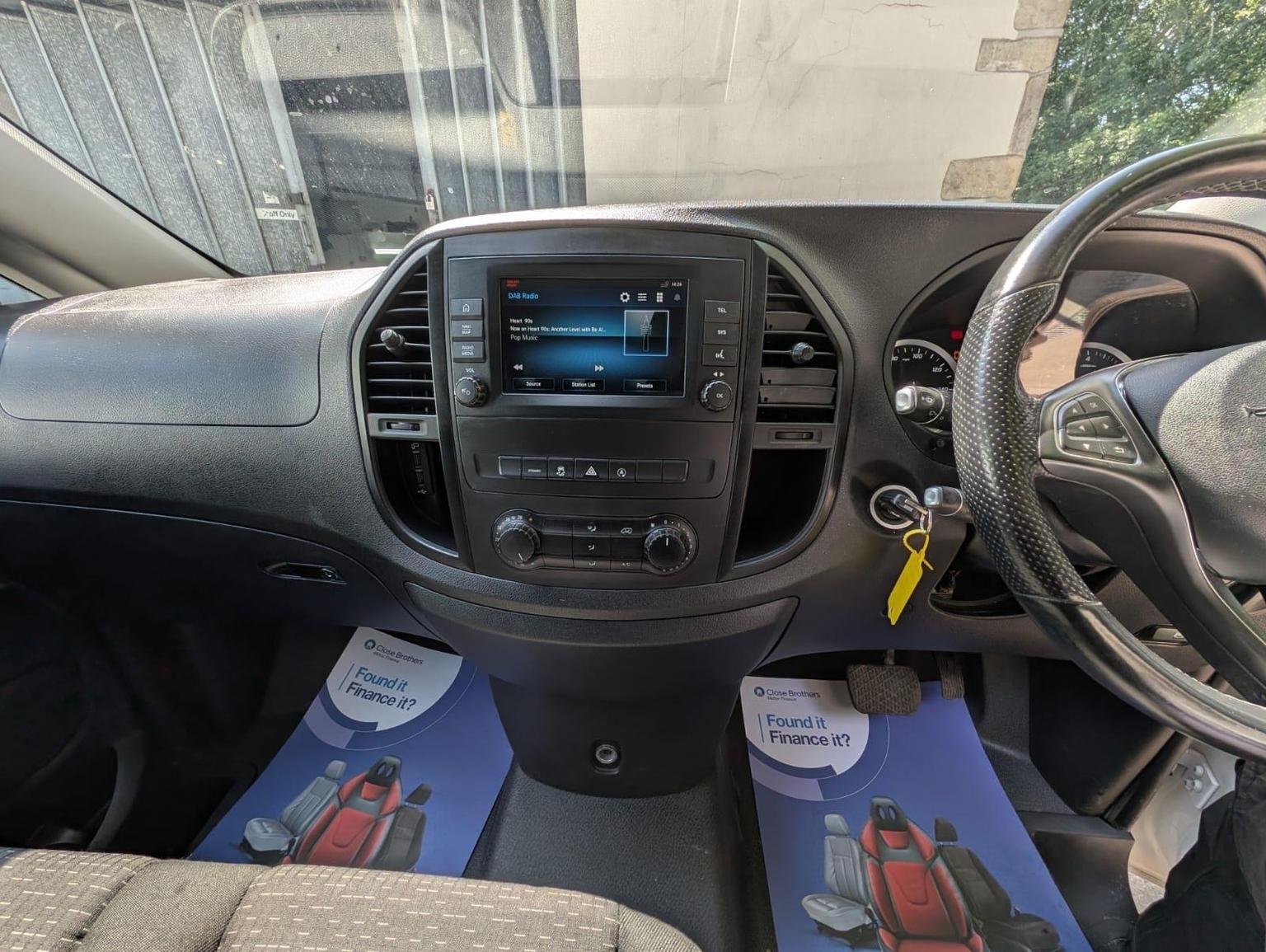 Mercedes Benz Vito
