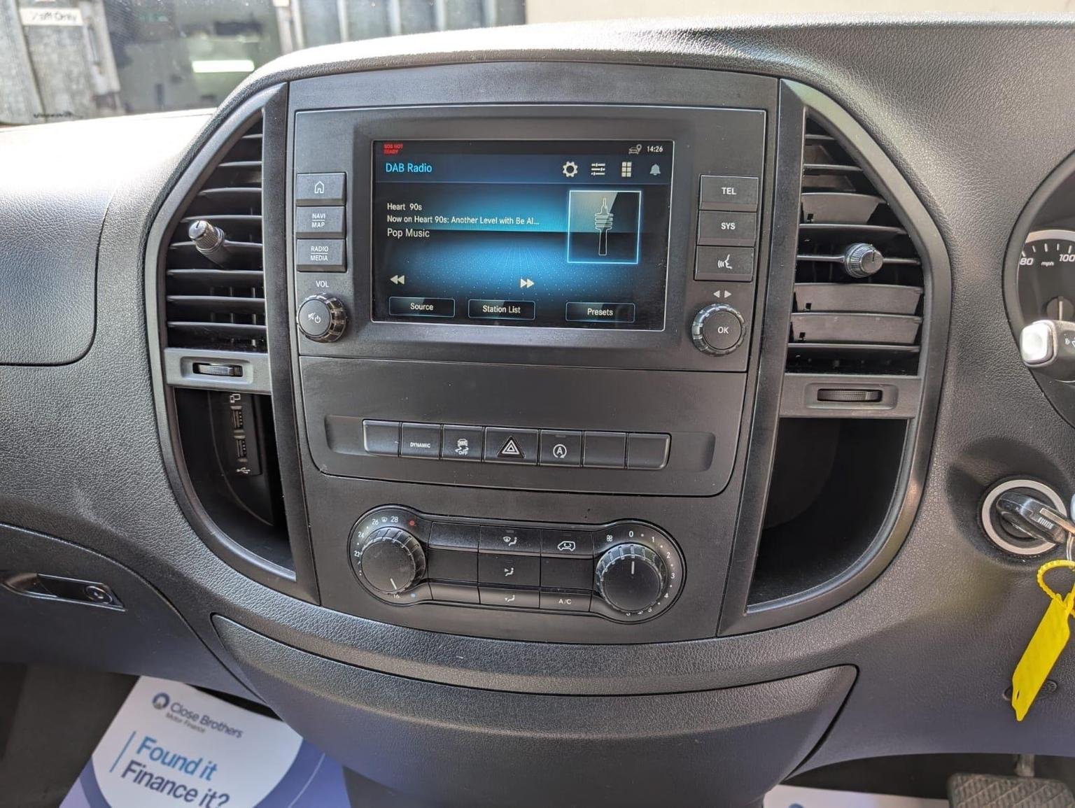 Mercedes Benz Vito