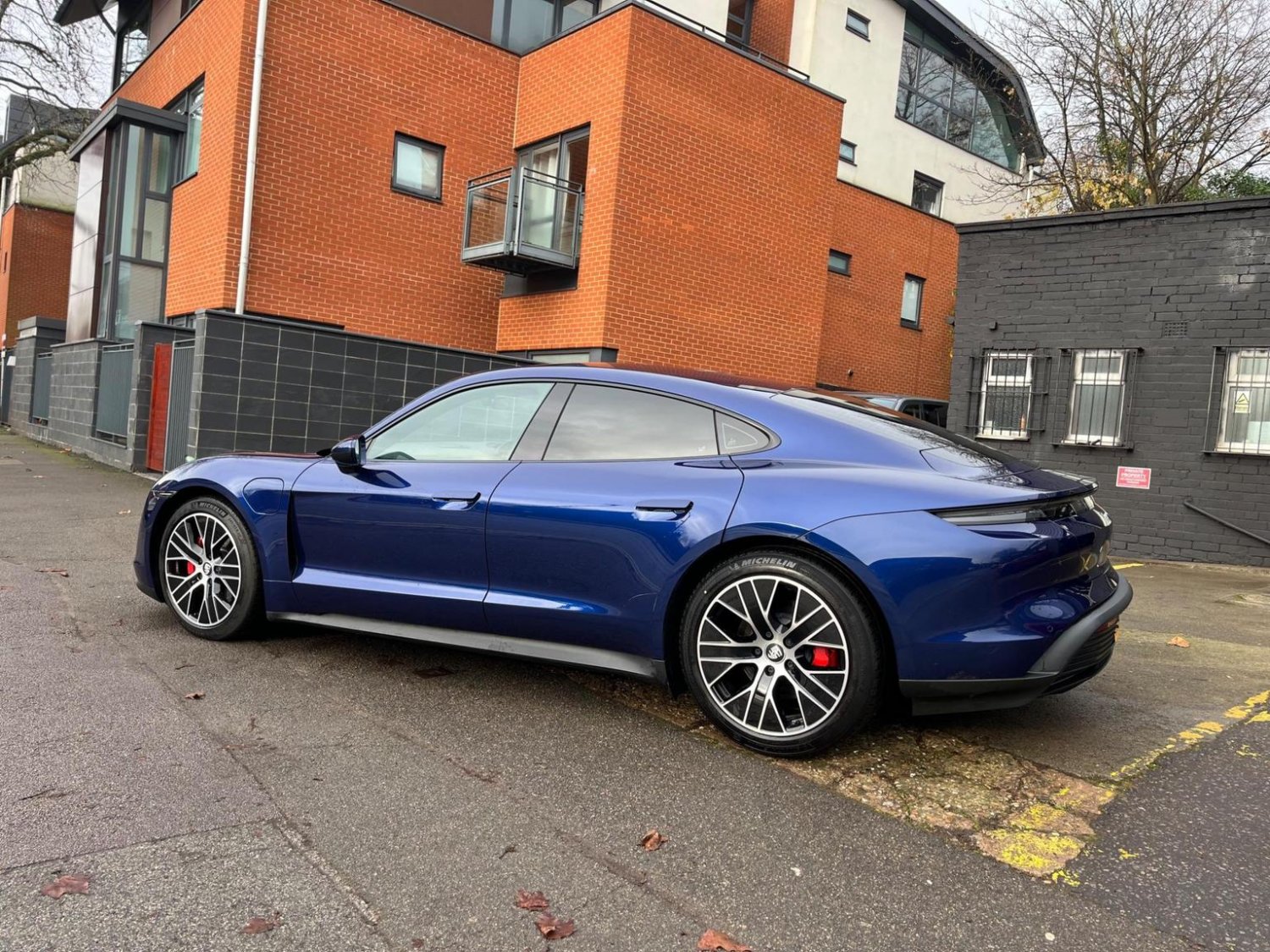 Porsche Taycan