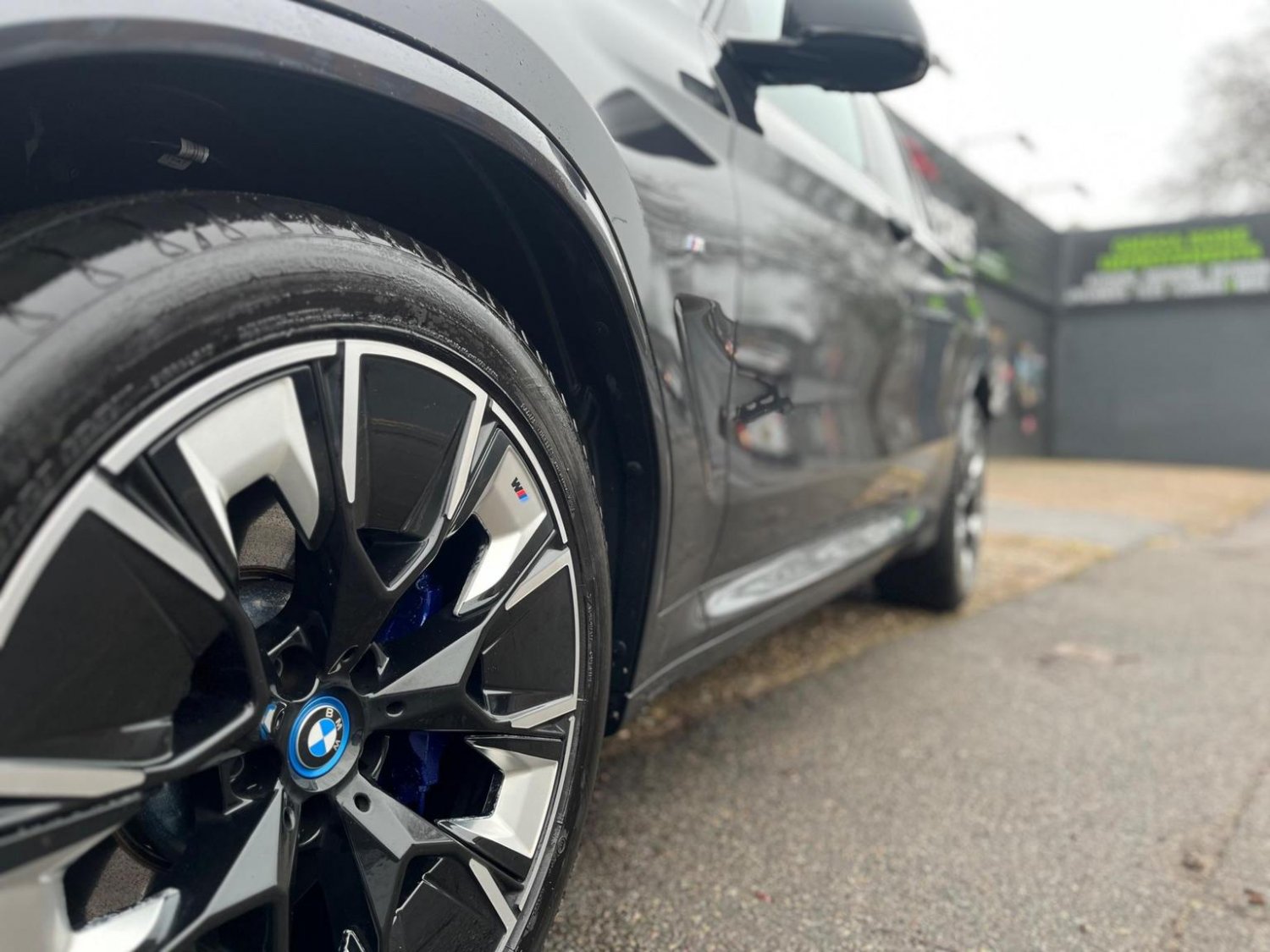 BMW ix3