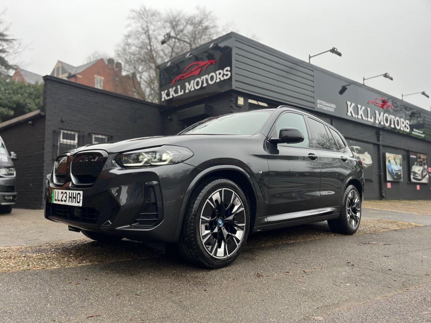 BMW ix3