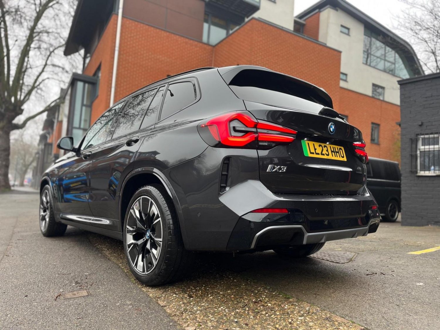 BMW ix3