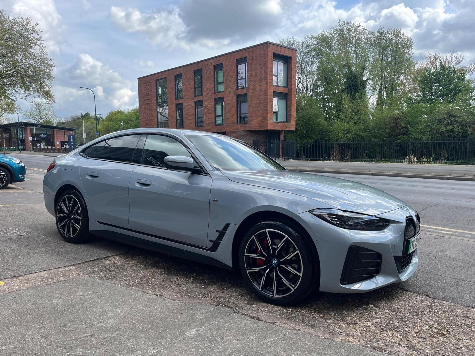 BMW i4
