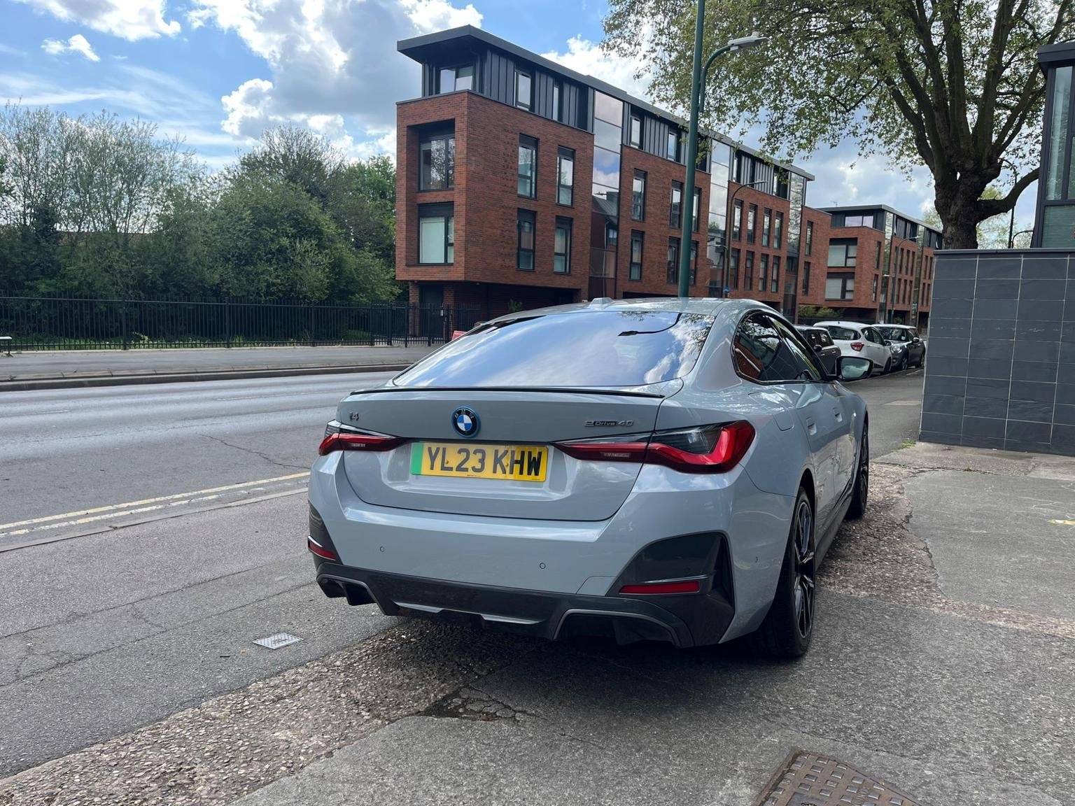 BMW i4