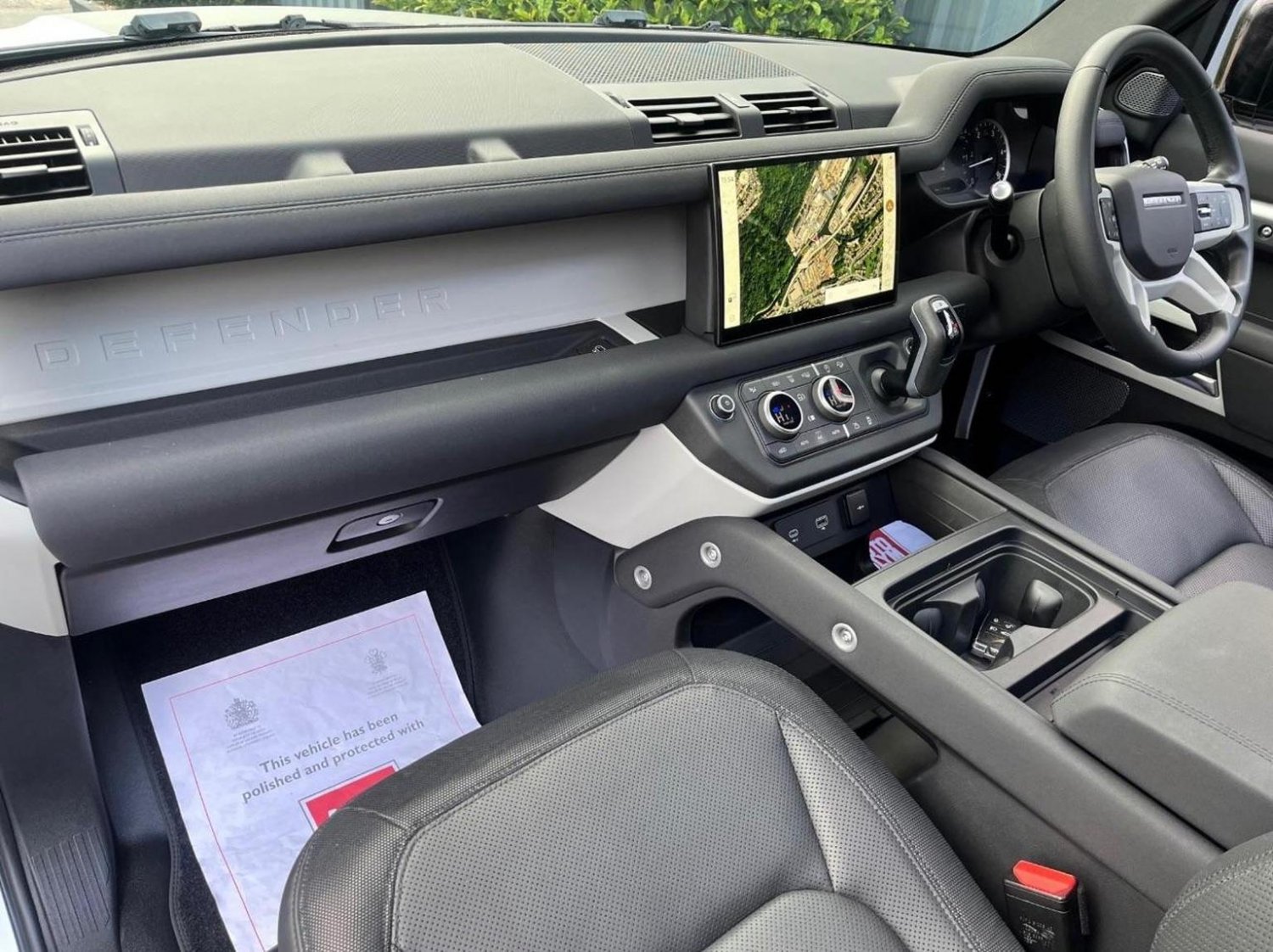 Land Rover 90