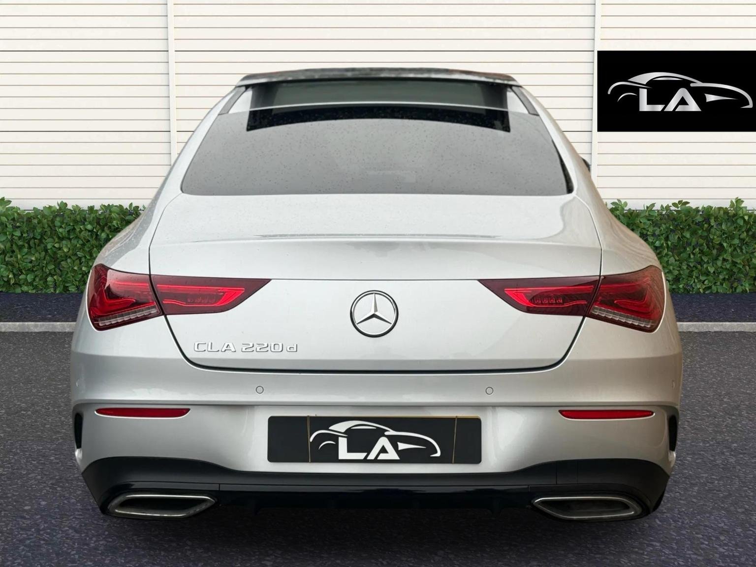 Mercedes Benz CLA