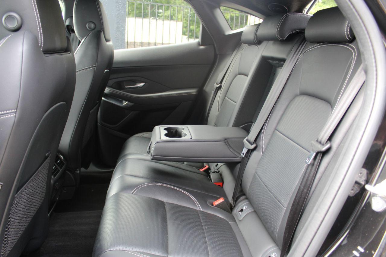 Jaguar E Pace