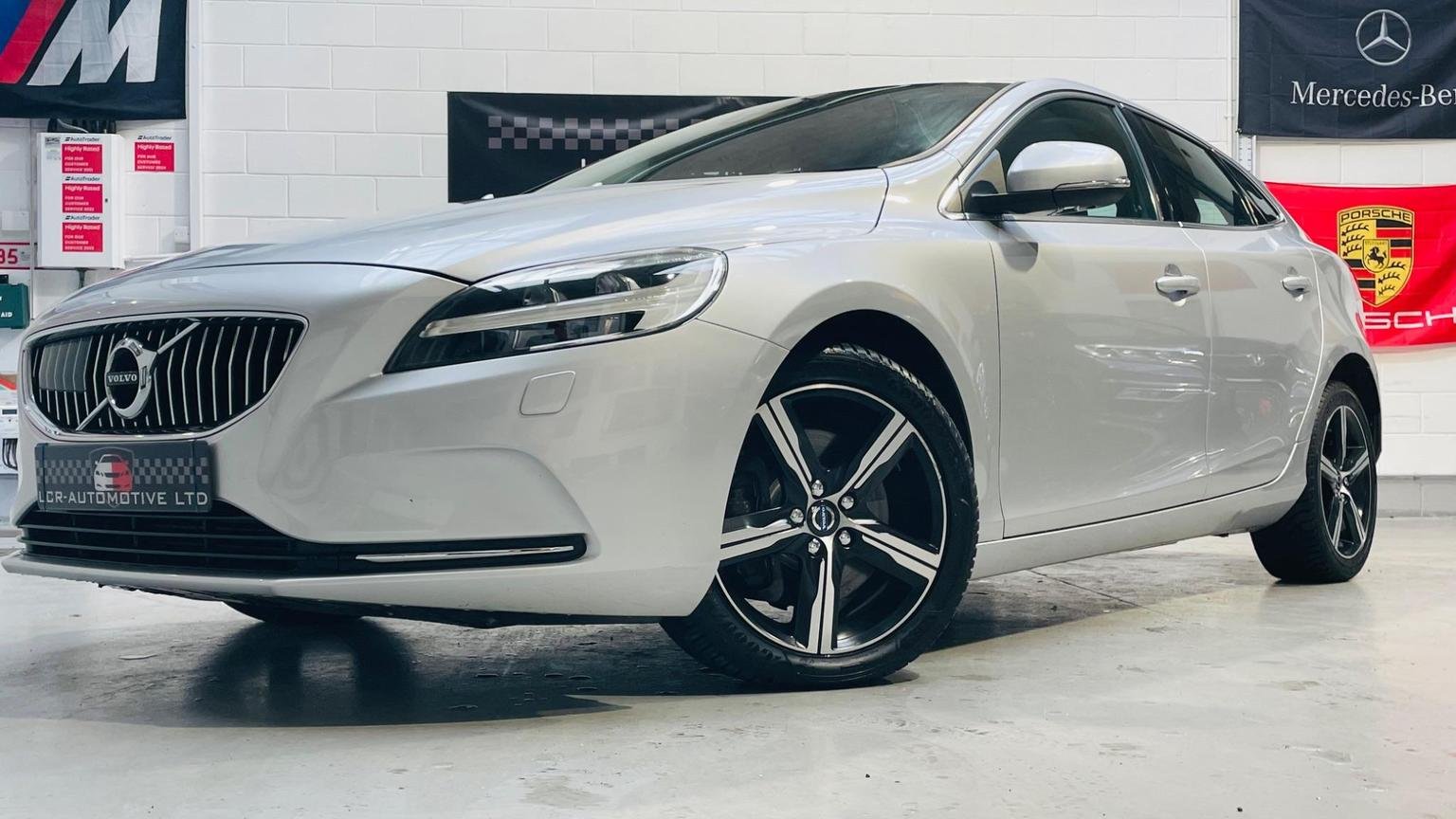Volvo V40