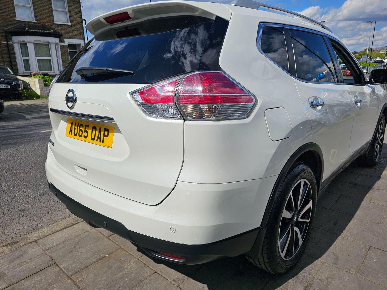 Nissan X Trail