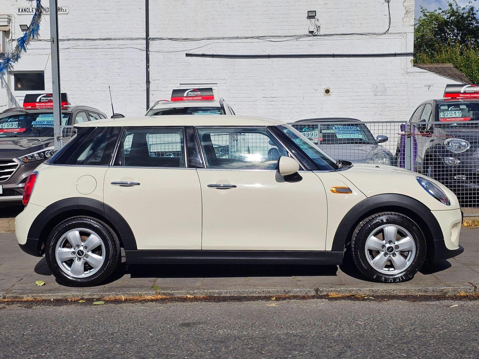 MINI Hatch