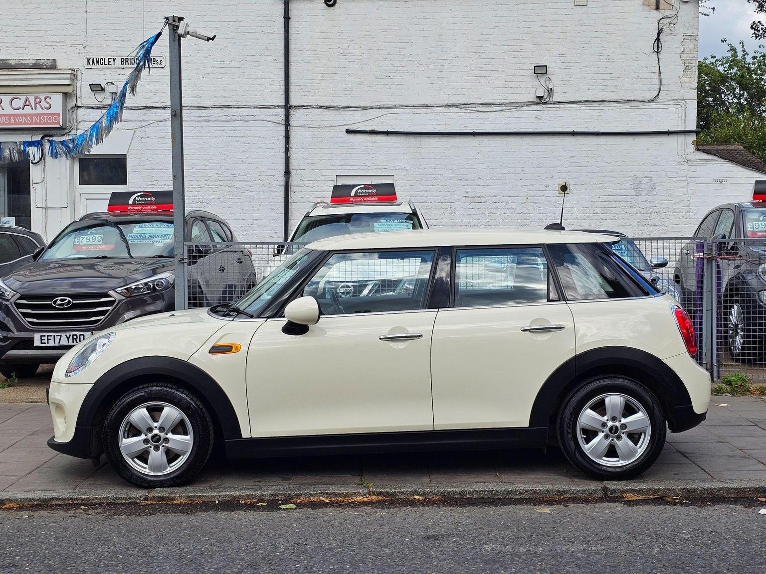 MINI Hatch