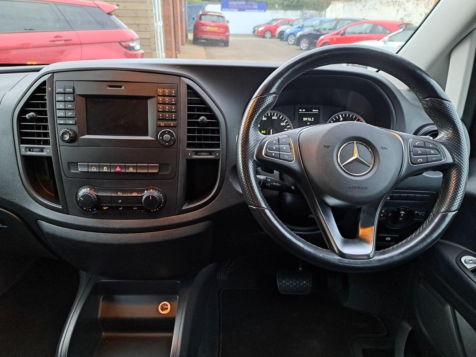 Mercedes Benz Vito