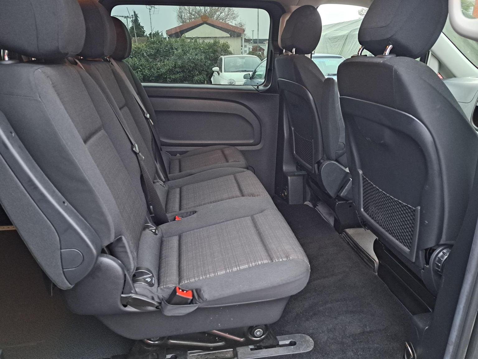 Mercedes Benz Vito