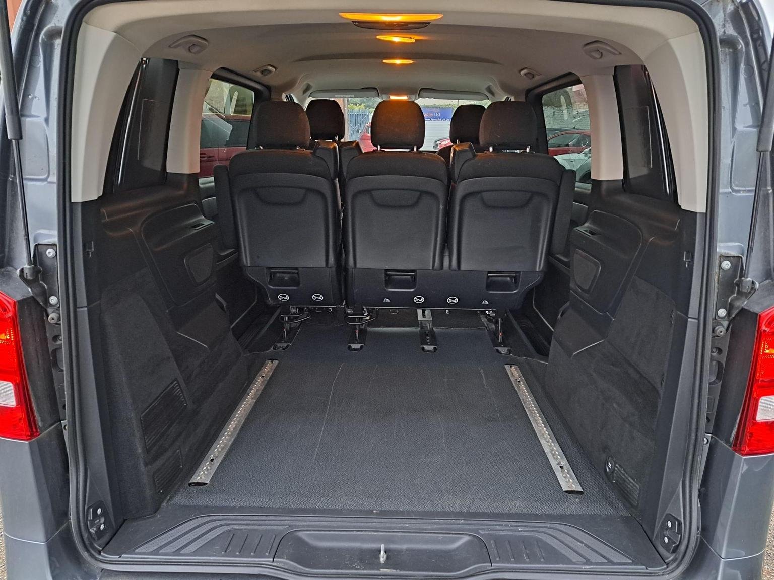 Mercedes Benz Vito