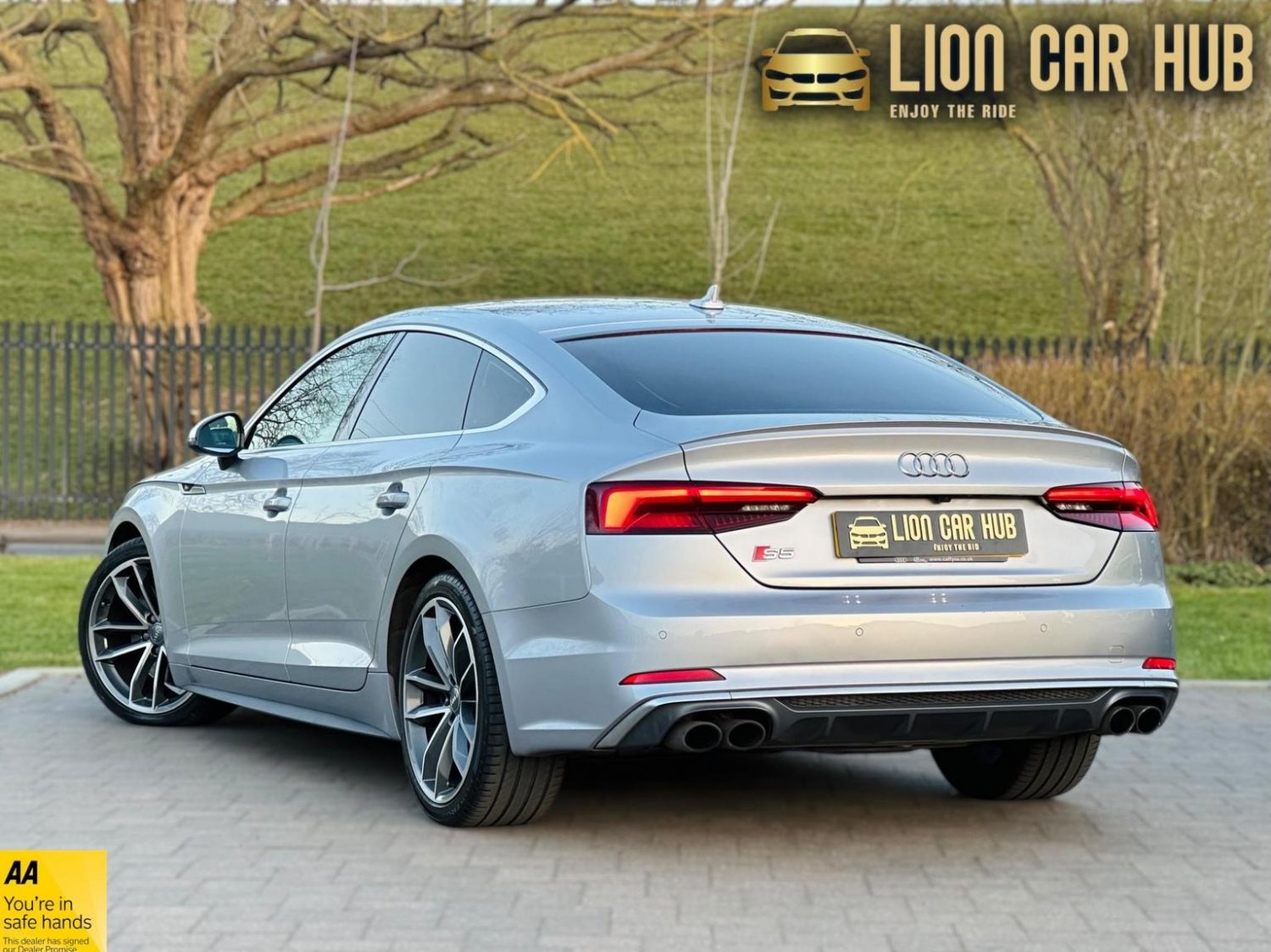 Audi S5
