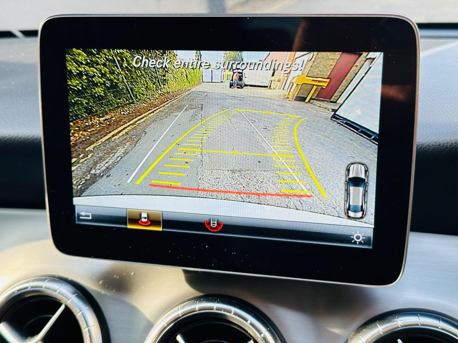 Mercedes Benz CLA